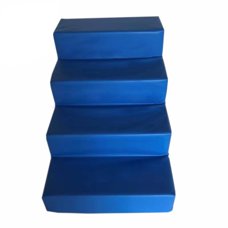 ຂັ້ນໄດສີ່ຂັ້ນ